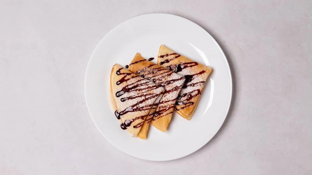 Naleśniki z serkiem brzoskwiniowym