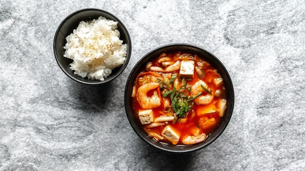 Zupa kimchi