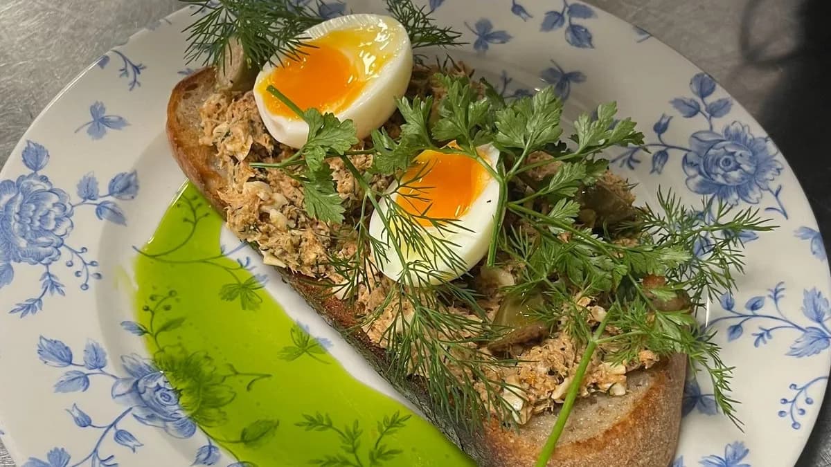 Smażony tost Miche z pastą z tuńczyka