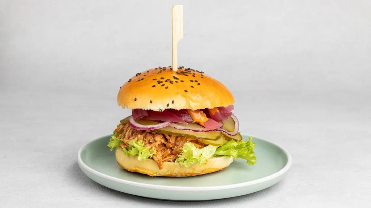 Burger z pulled pork