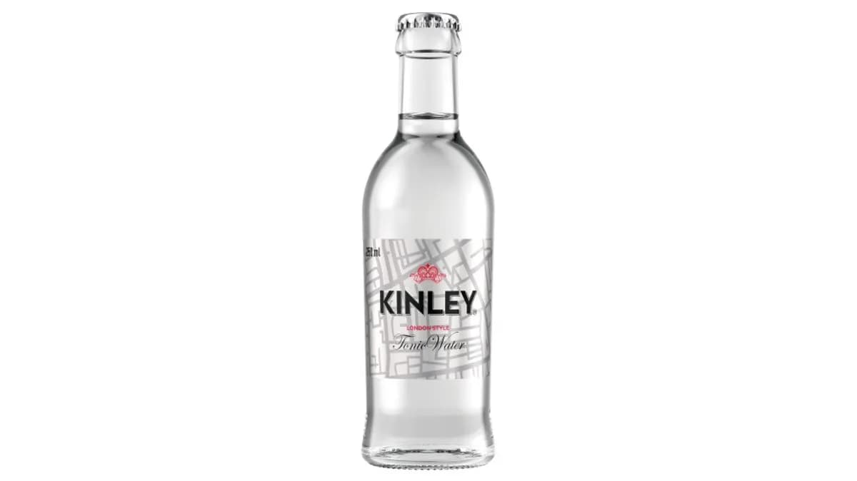 Kinley Tonic w szkle