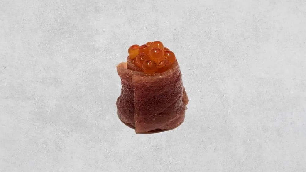 Oyakomaki - tuńczyk, kawior z łososia