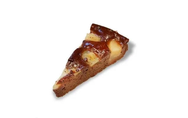 Wegańskie ciasto czekoladowe z gruszką