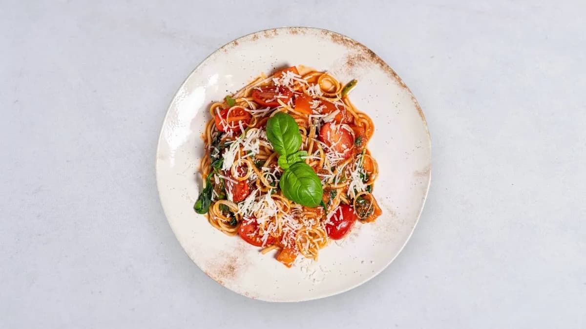 Spaghetti al pomodoro fresco