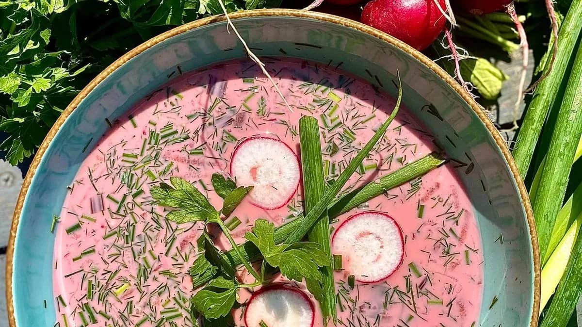 NOWOŚĆ SEZONOWA-Chłodnik z botwinką