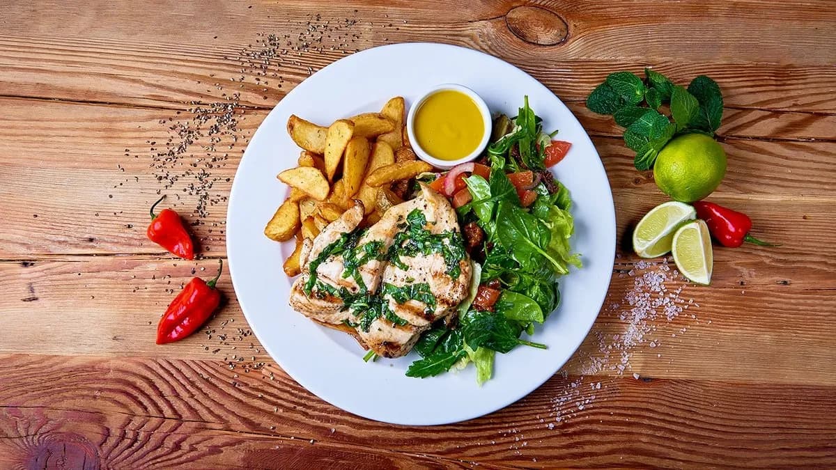 Pierś kurczaka w sosie blue