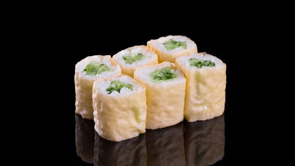 Hosomaki w płatku sojowym z ogórkiem 6 szt