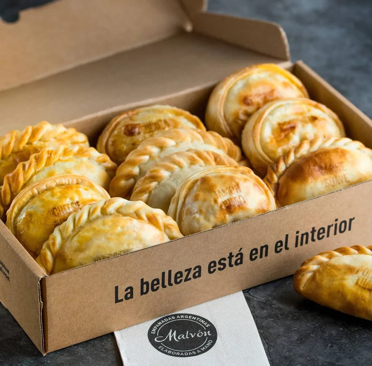 BOX 12 SZT. EMPANADAS