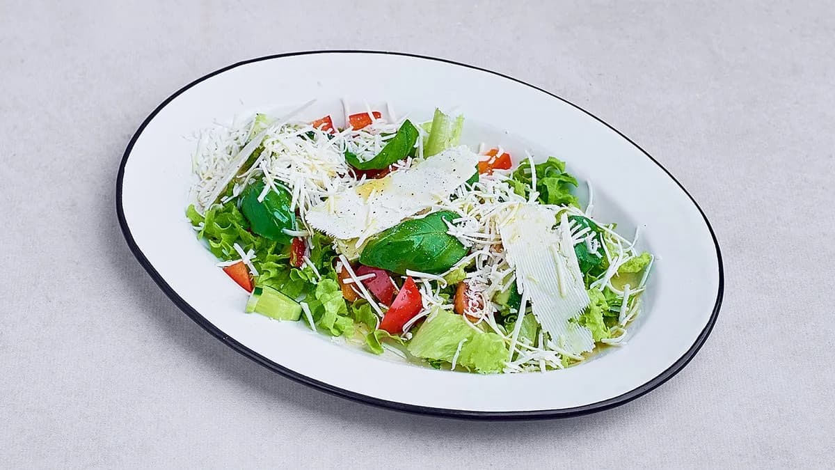 Sałata ze słoną ricottą