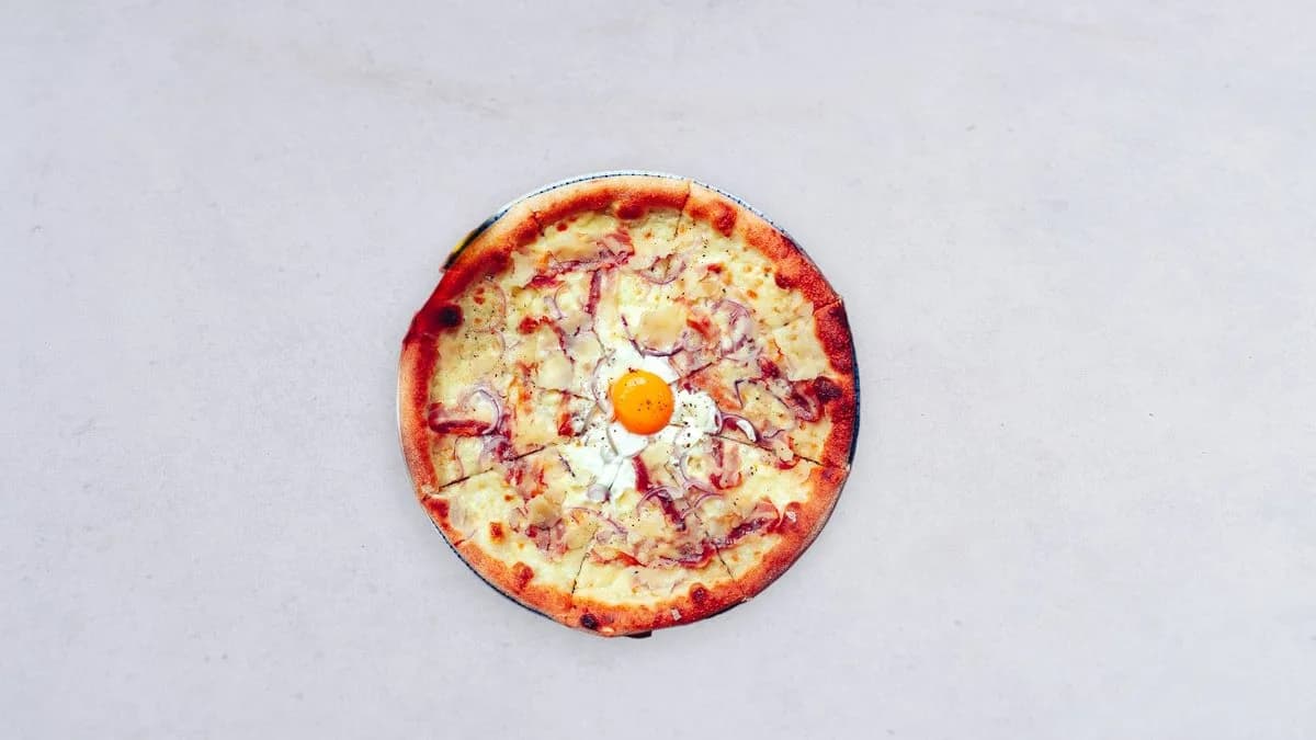 Pizza Carbonara