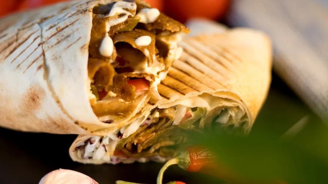 Duży kebab rollo z wołowiną