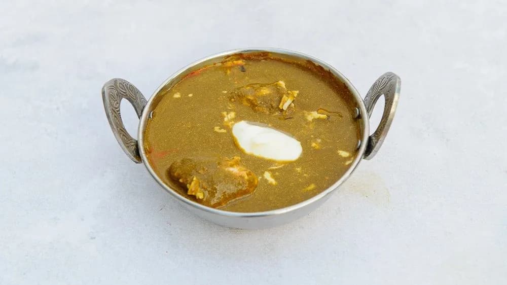 Dharan chicken palak