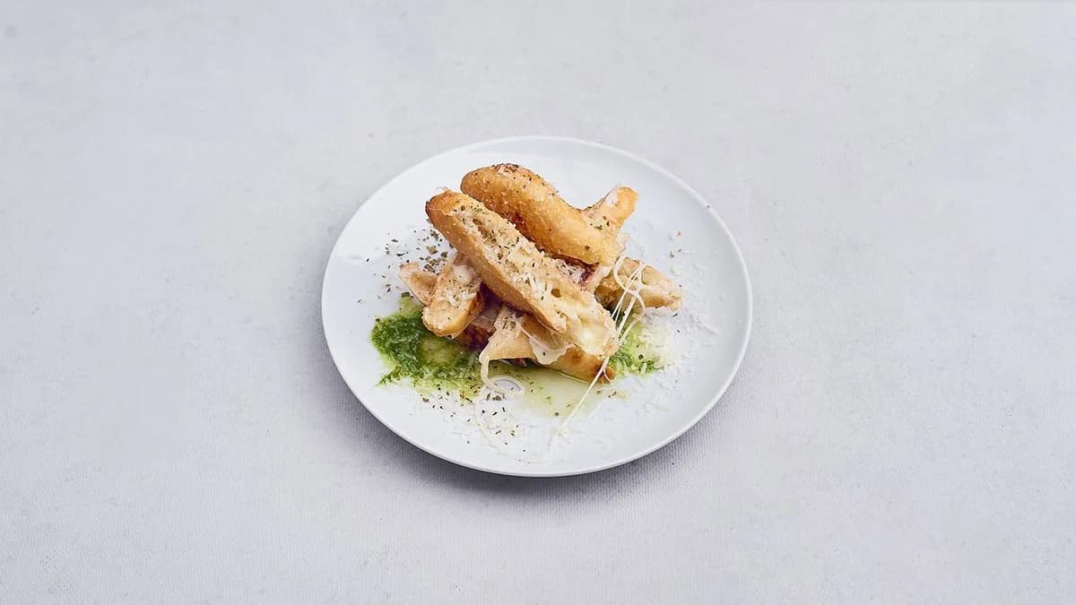 Pieczywo czosnkowo - serowe