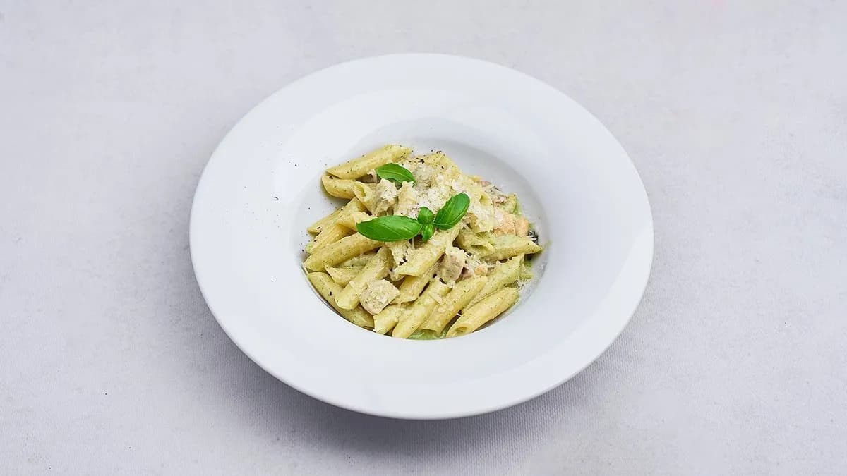 Penne pesto pollo