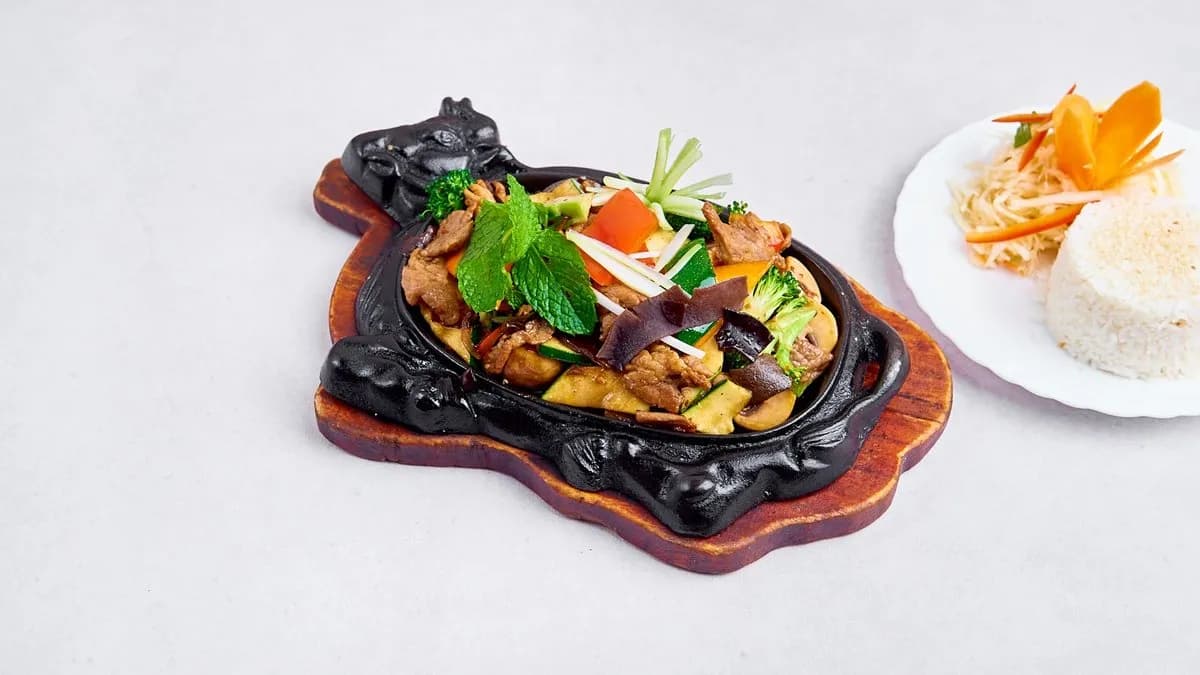 Wołowina na gorącym półmisku