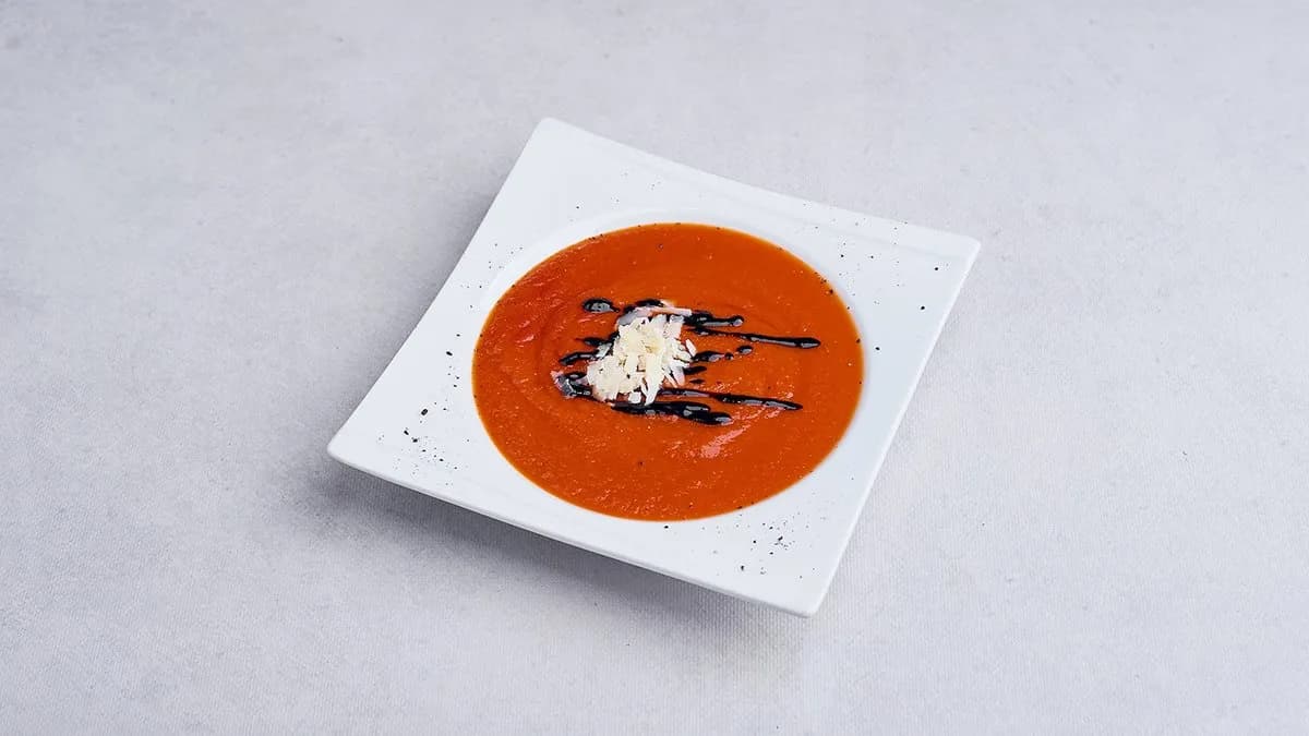 Krem z mięsistych pomidorów