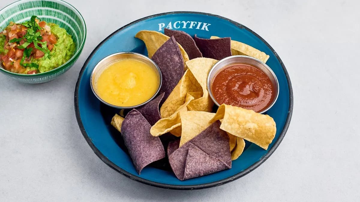 Totopos 2 salsy + guacamole