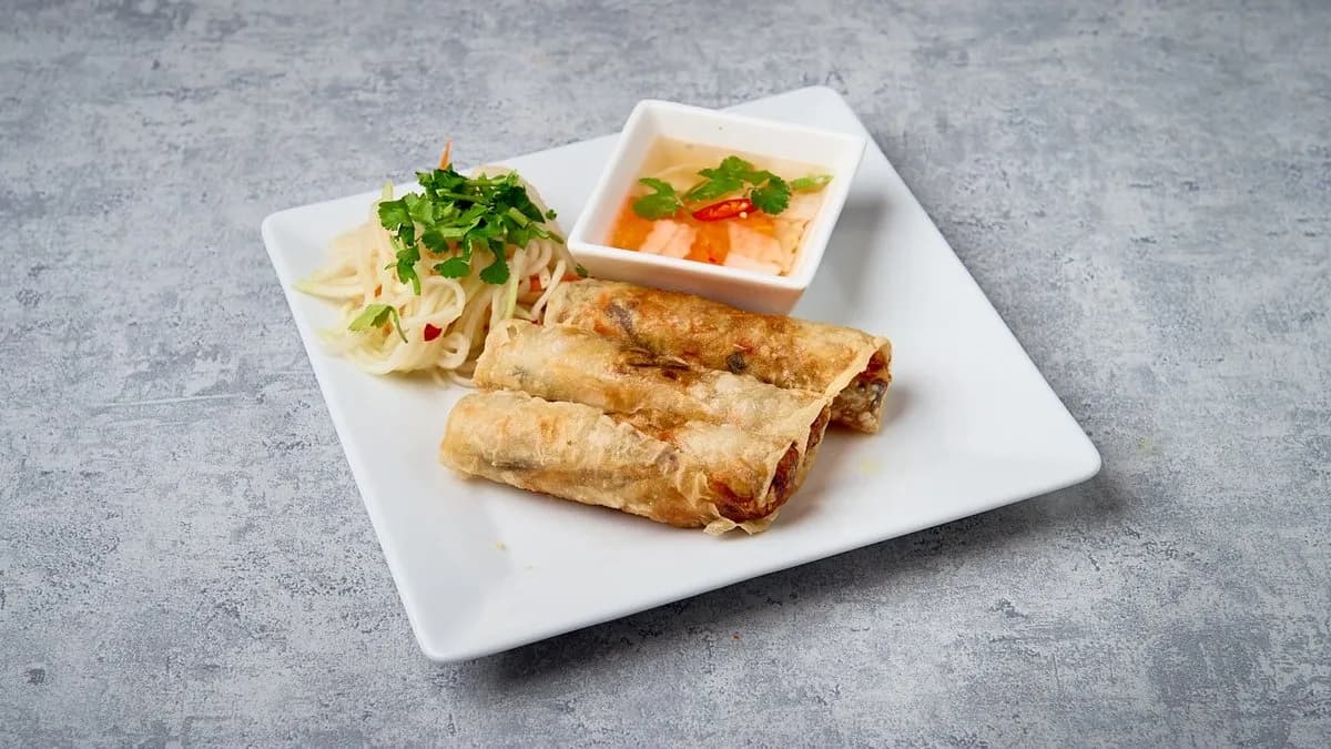 Sajgonki z mięsem (3 szt.)