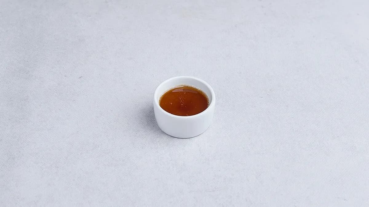 Bułka tarta z palonym masłem i skórką z cytryny