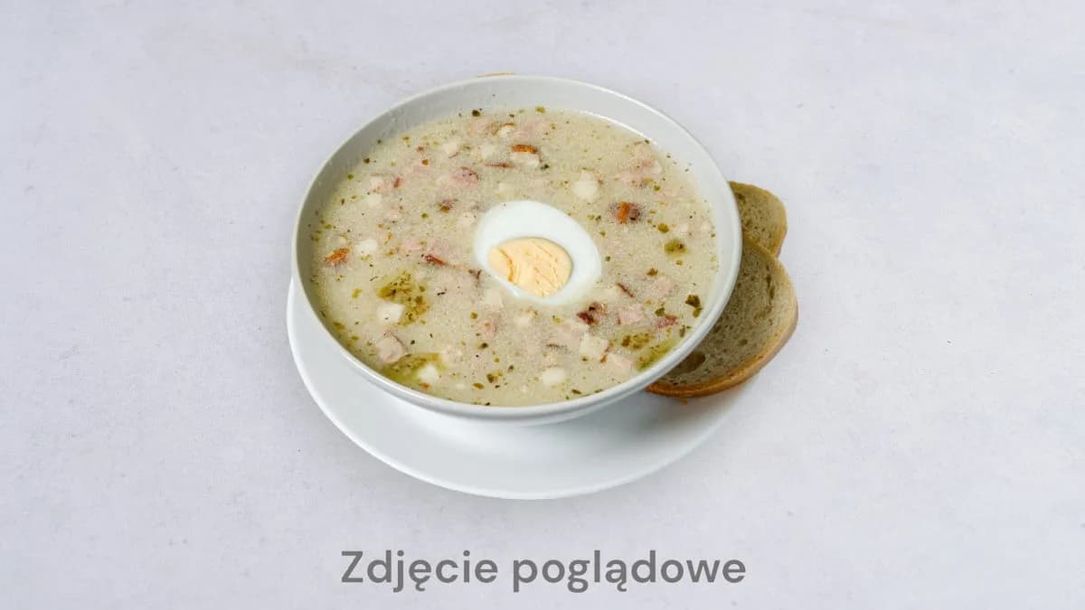 Żurek / ziemniak z ogniska / jajko / majeranek