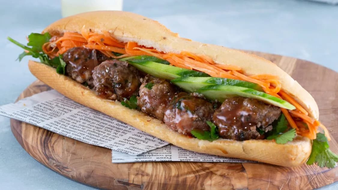 Kanapka z klopsikami