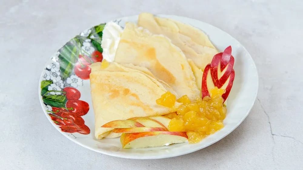 Naleśniki z jabłkiem