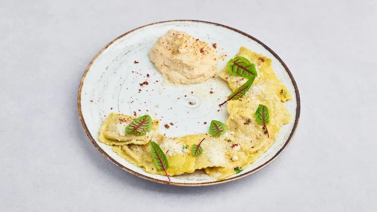 Ravioli z gęsiną i puree ziemniaczanym z bryndzą