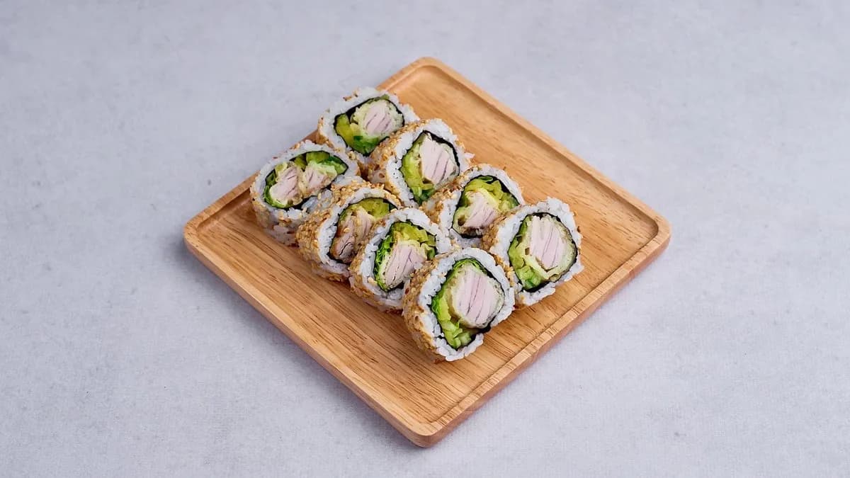 California maki tuńczyk w tempurze