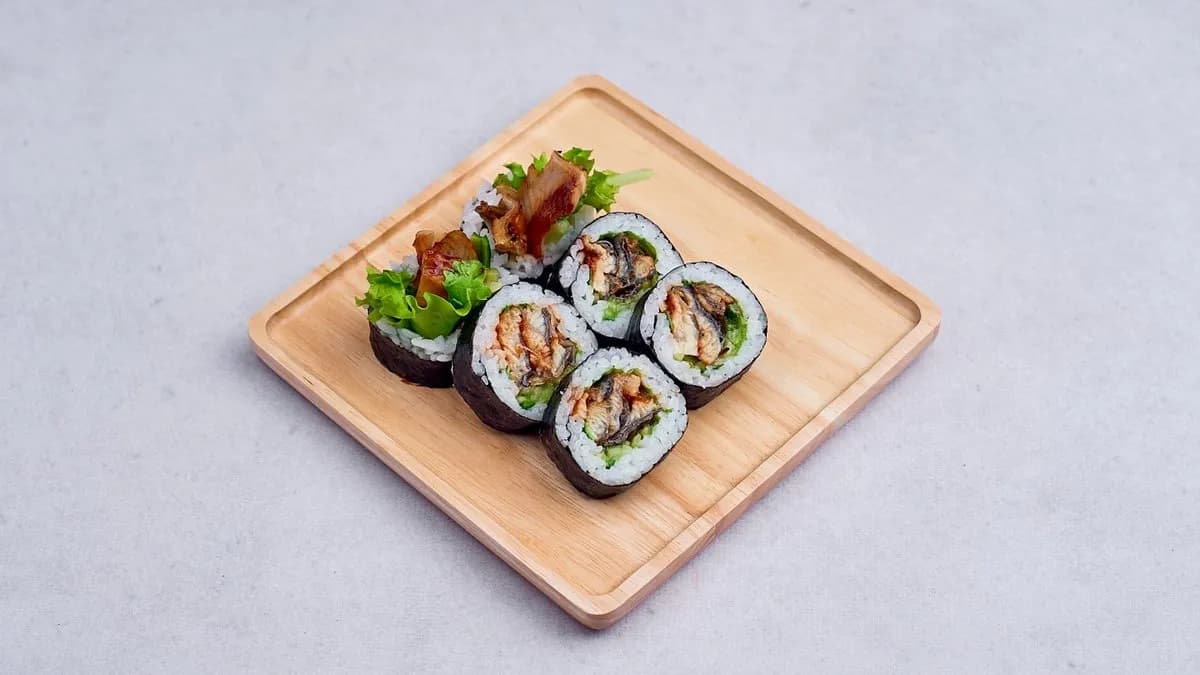 Futomaki pieczone węgorz