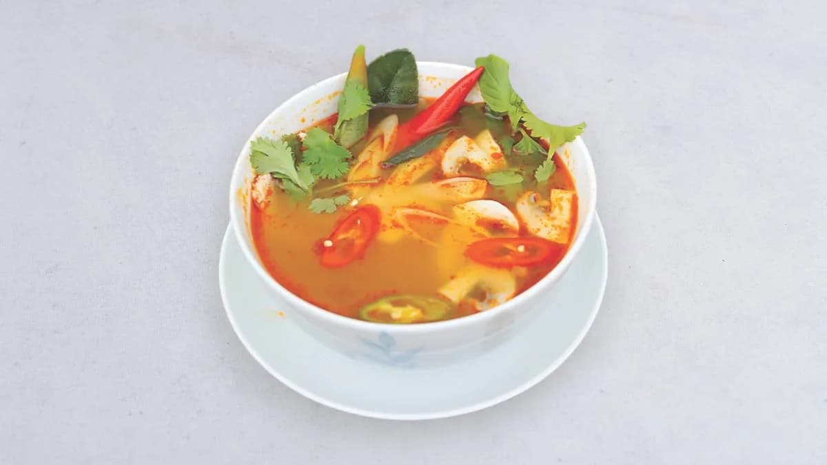 Zupa tom yum