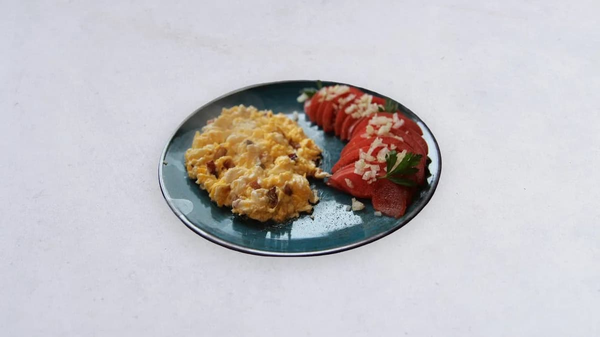 Jajecznica na boczku