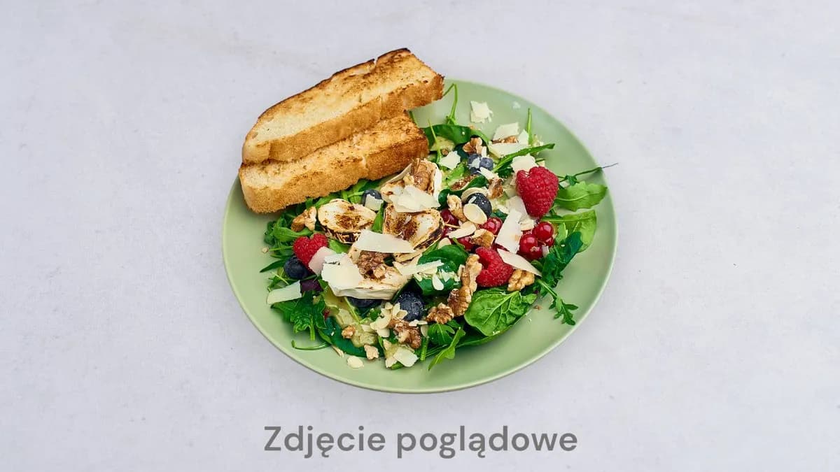 Sałatka capra z grillowanym kozim serem