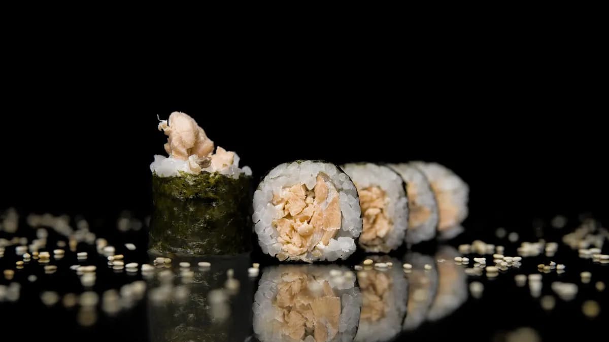 Hosomaki z Pieczonym Łososiem (8 sztuk)