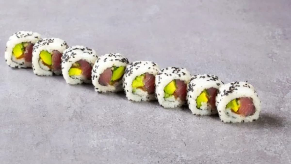 Maguro ura maki