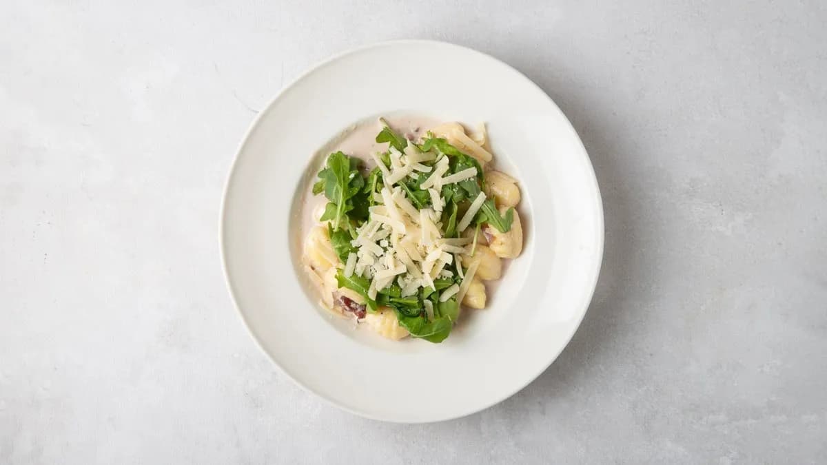 Gnocchi faszerowane kozim serem i truflami na sosie truflowym