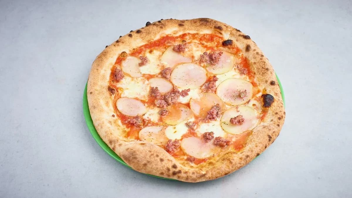 Salsiccia e patate (bez sosu pomidorowego)