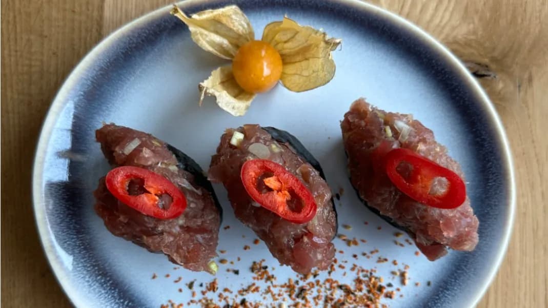 Gunkan tatar z tuńczyka 3 szt