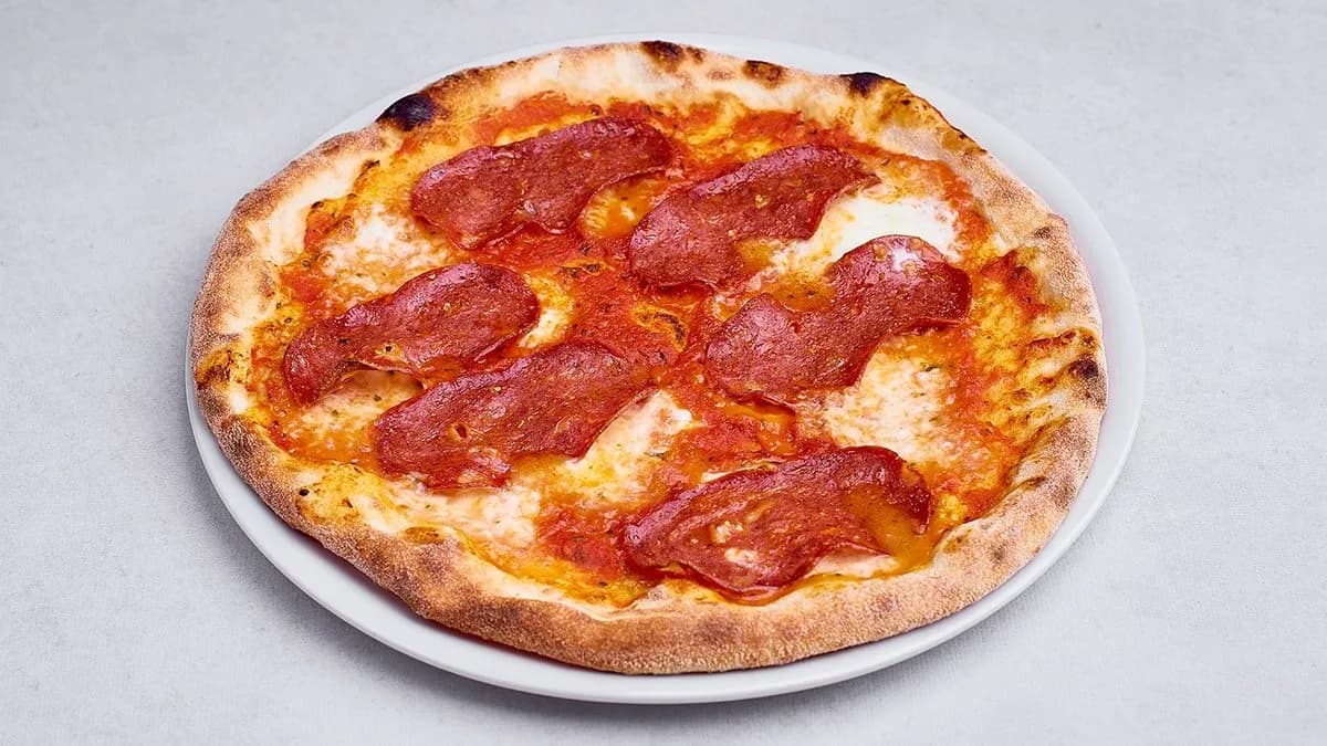Pizza salame piccante