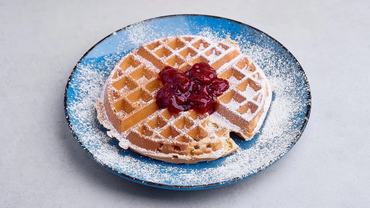 Gofry biszkoptowy z frużeliną owocową