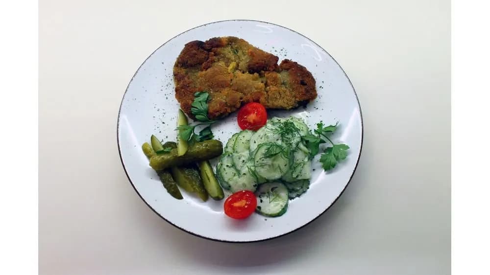 SCHABOWY Z SEITANU HIT BEEFY n' LEAFY / SEITAN SCHNITZEL (BEEFY N' LEAFY) FAVOURITE