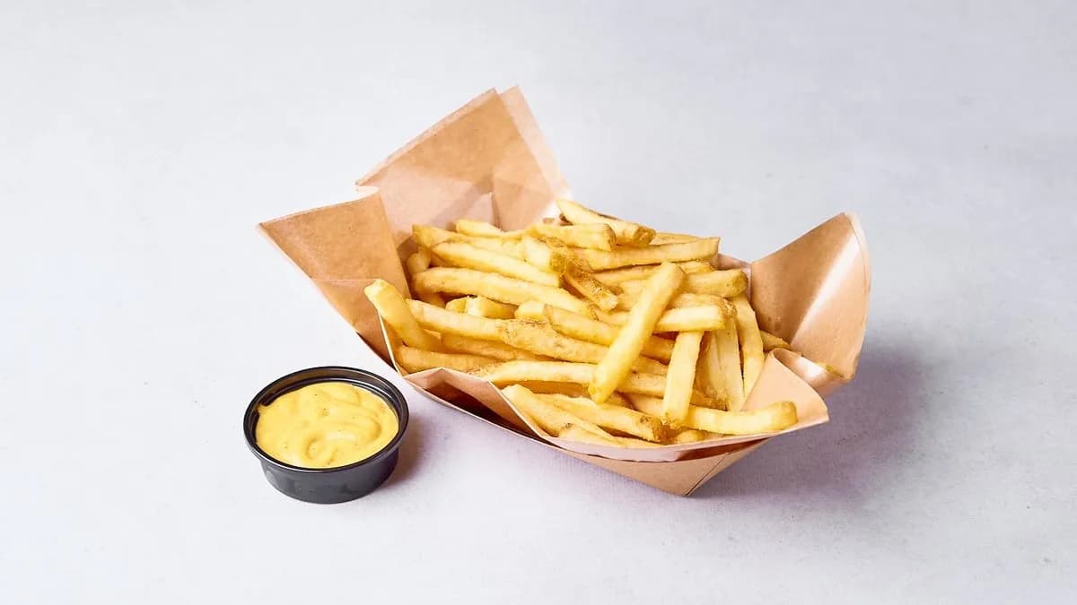 Frytki z sosem curry-mango