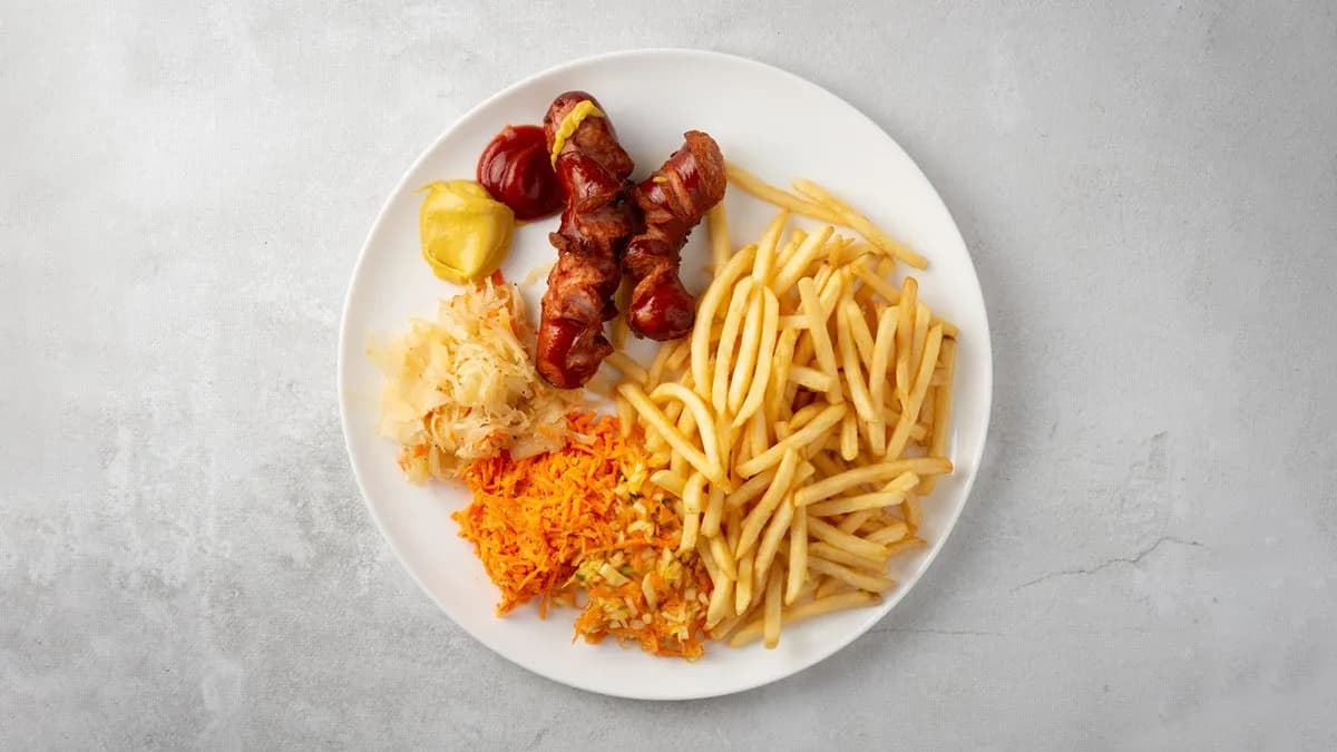 Kiełbaska z pieca z frytkami