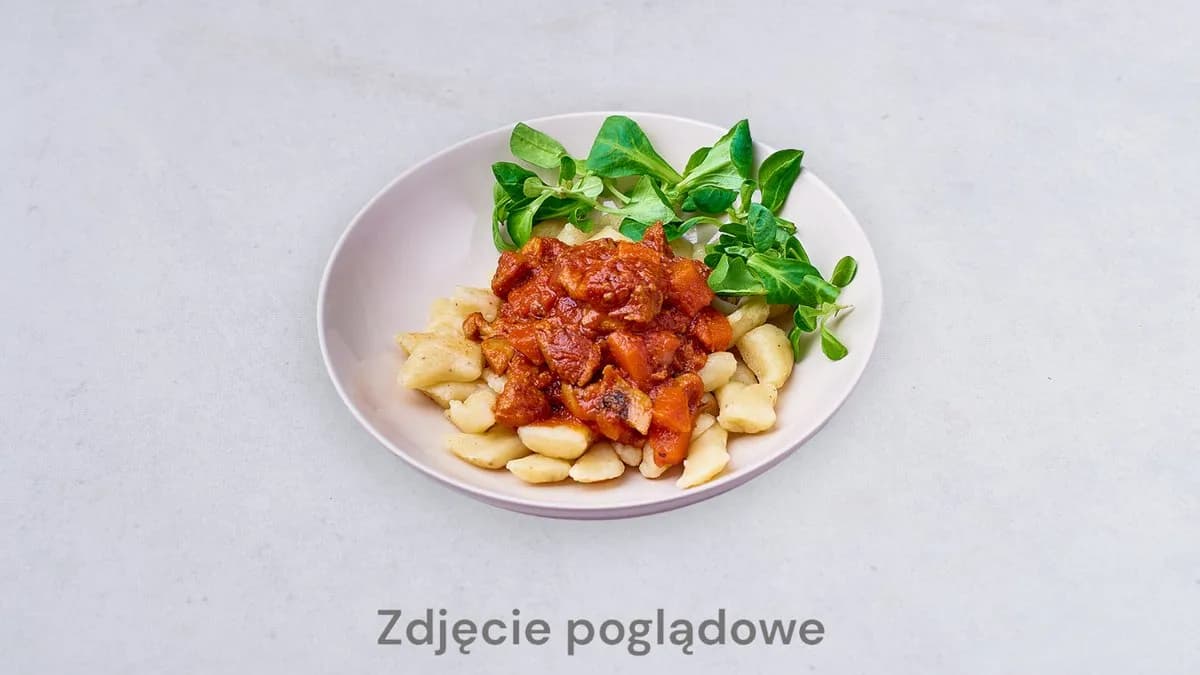 Kopytka z gulaszem wieprzowym