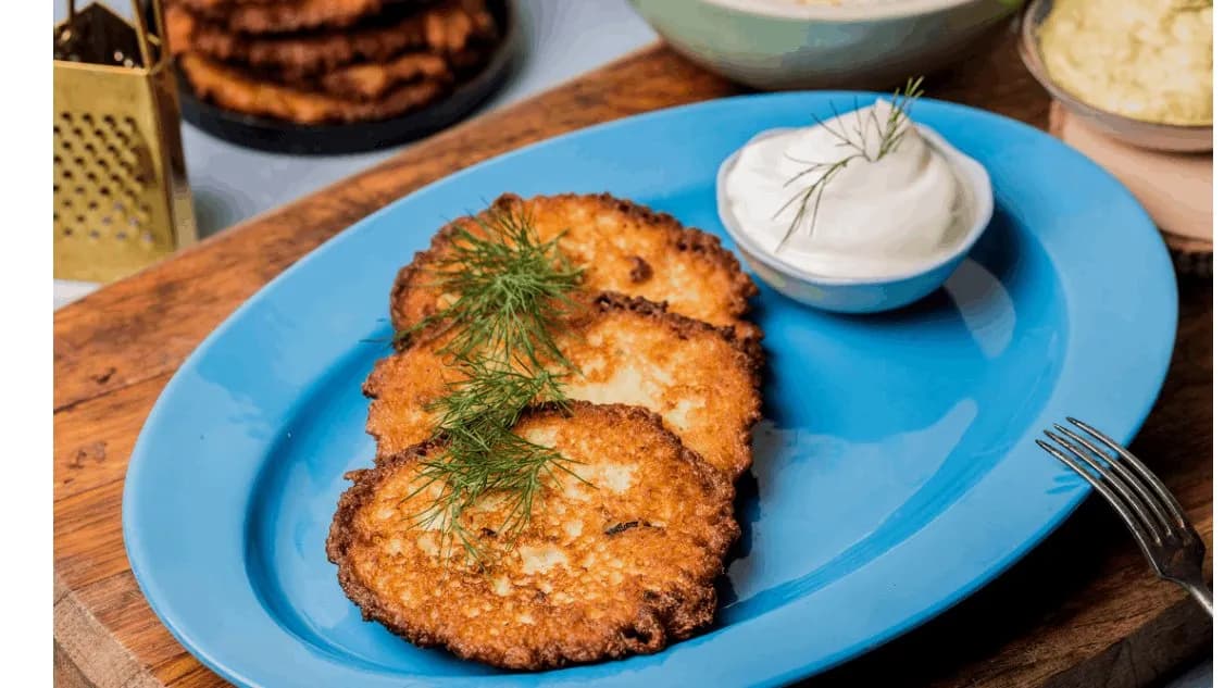 Placki ziemniaczane 3 szt. ze śmietaną