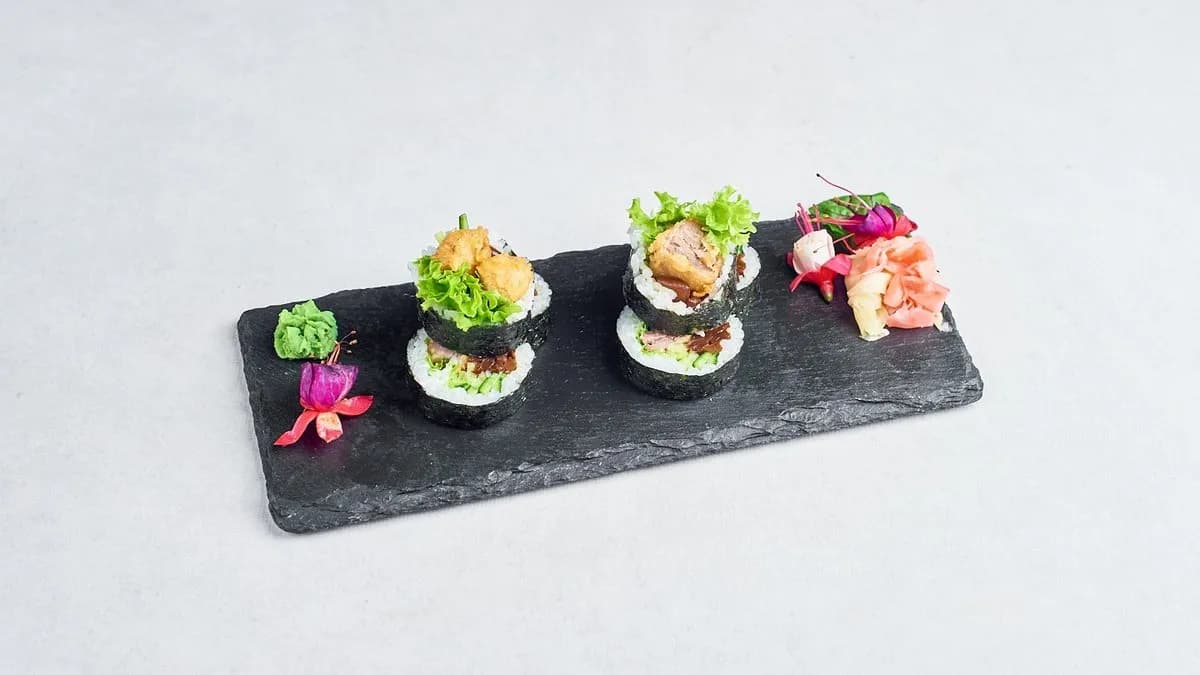Futomaki tuńczyk w tempurze