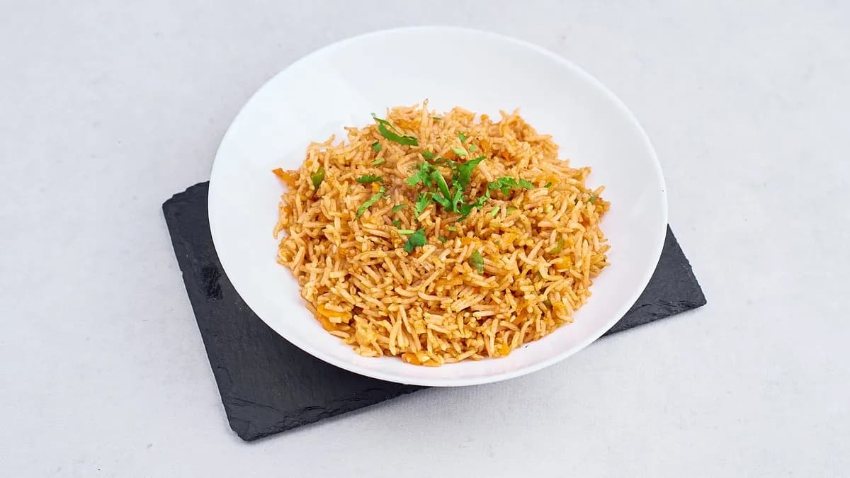 Veg schezwan rice