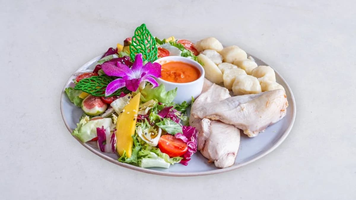 Filet z kurczaka z sosem pomidorowym