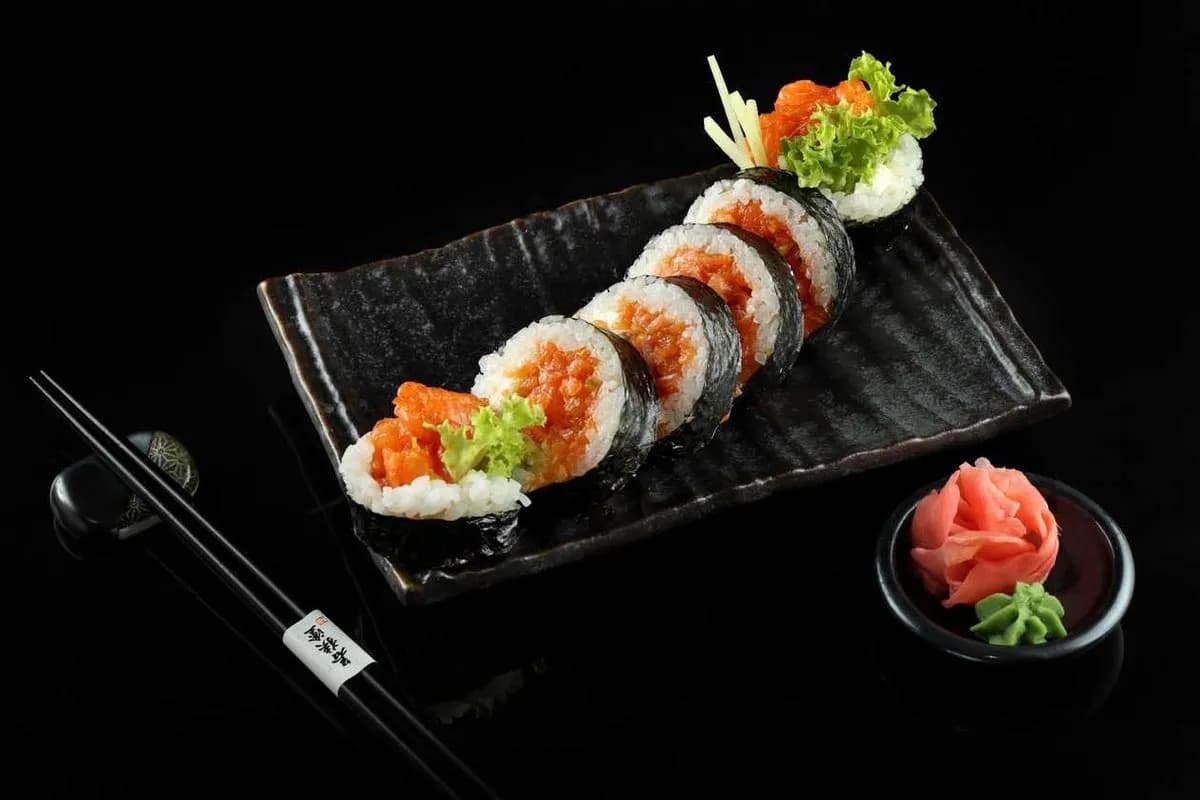 Futo Tatar z łososia 6x