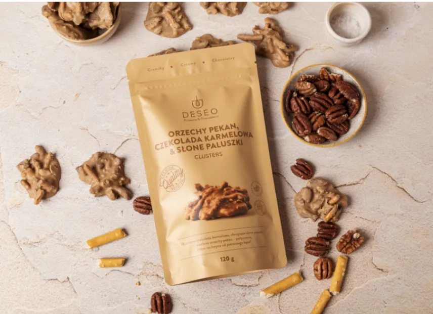 CHOCOLATE CLUSTERS Orzechy pekan - czekolada karmelowa Gold - słone paluszki
