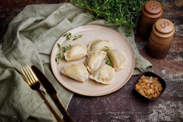 Pierogi z mięsem 6 szt.